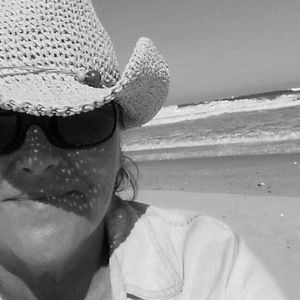 Meet your Posher, Cindy